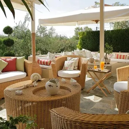 Villa Efi *